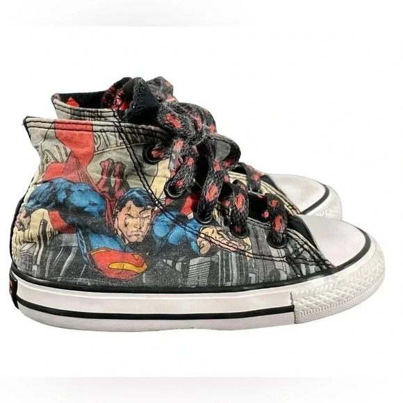 Converse  High Top SUPERMAN Limited Edition Size 8 - Picture 1 of 7